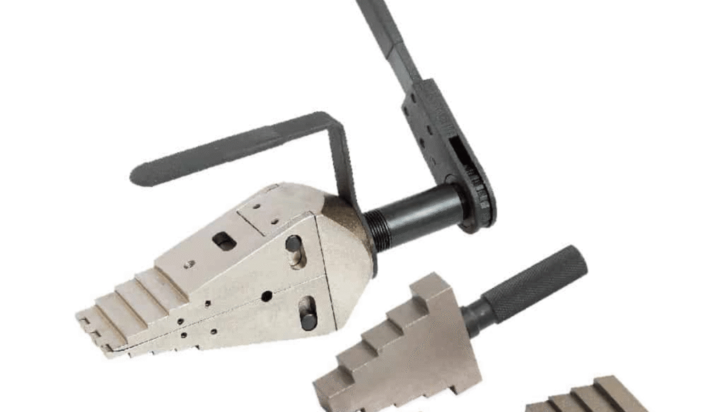 Comparing Hydraulic and Mechanical Flange Spreaders