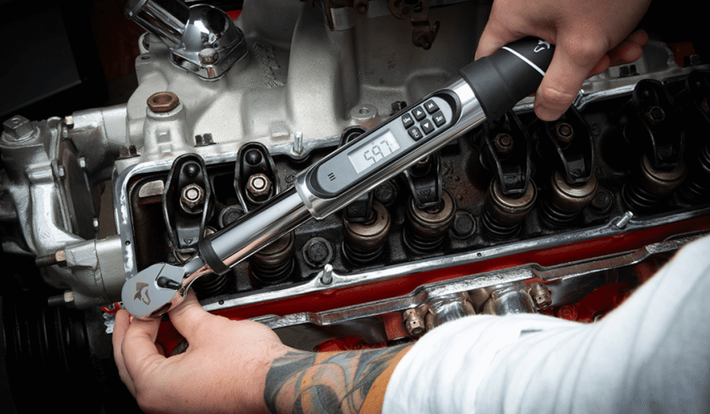 Manual Torque Wrench Applications and Advantages